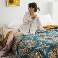 Geometrische Baumwollgaze-Decke – Stilvolles Sommer-Heimtextil für Erwachsene