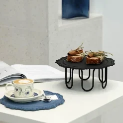 Geometrischer Tortenständer – Kreative Dessertpräsentation