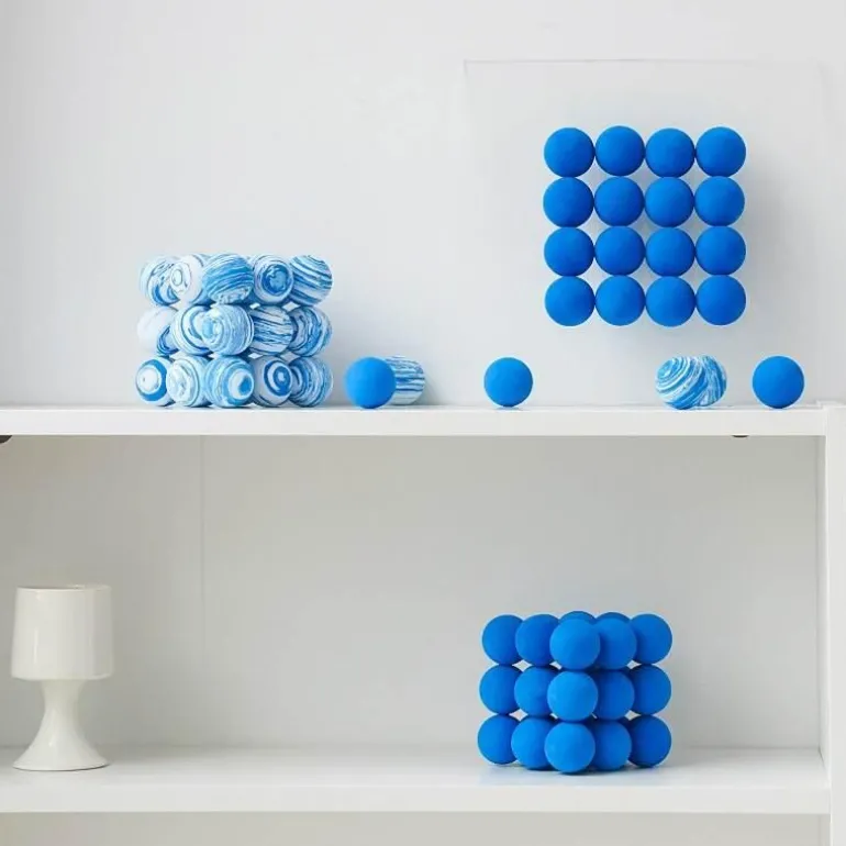 Geometrisches Kugeldekor – Minimalistischer Akzent für Ihr Zuhause