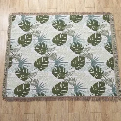 Gestrickte Gobelindecke – Leichte, luxuriöse Dekodecke für das Wohnzimmer im Freien