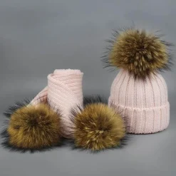 Gestricktes Pelzmütze- und Schal-Set – kuschelige Winteraccessoires