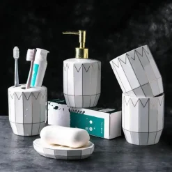 Gianini Bathroom Accessory Set - Elegant Home Décor Essentials