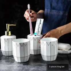 Gianini Bathroom Accessory Set - Elegant Home Décor Essentials