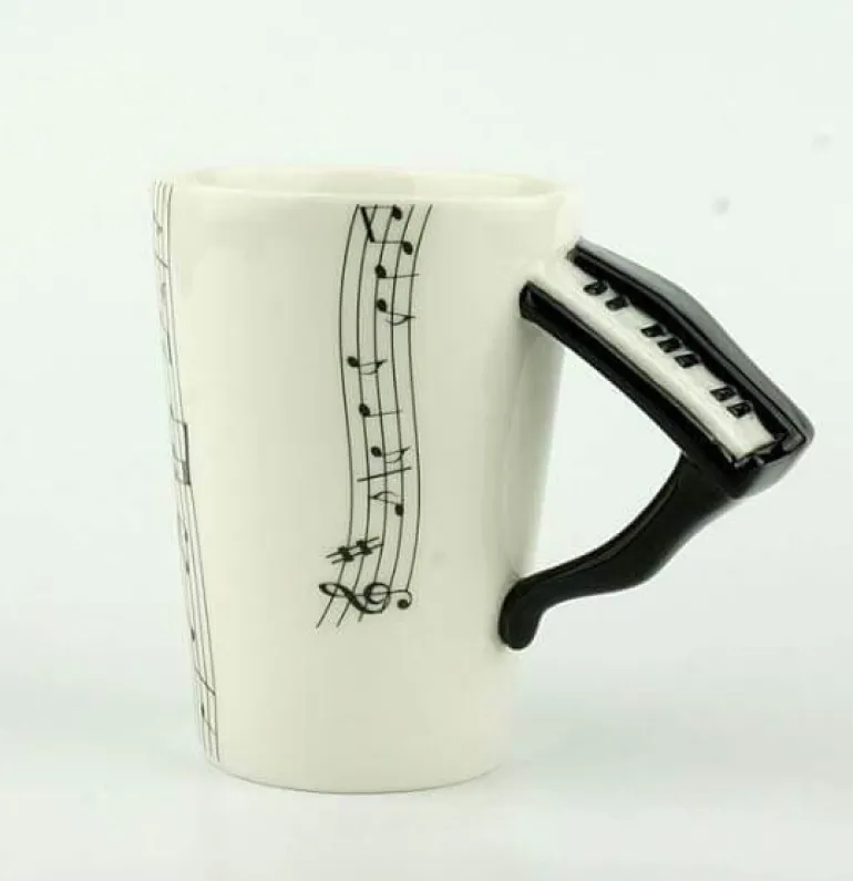 Gitarrentasse – Keramik-Kaffeetasse für Musikliebhaber