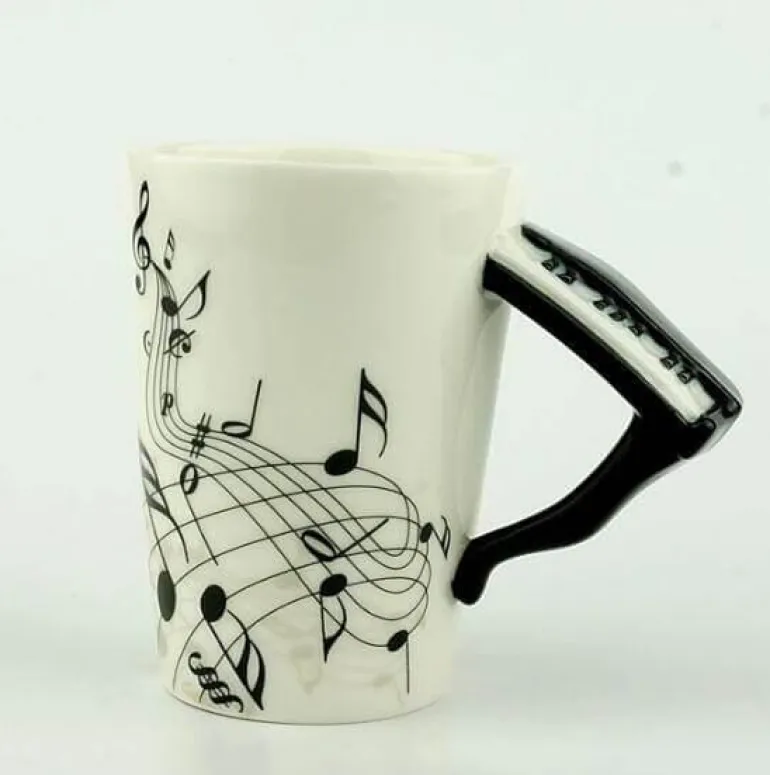 Gitarrentasse – Keramik-Kaffeetasse für Musikliebhaber