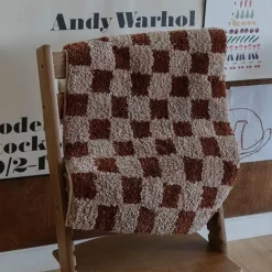 Gitterteppich – Stilvoller Akzentteppich für Zuhause