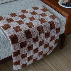 Gitterteppich – Stilvoller Akzentteppich für Zuhause