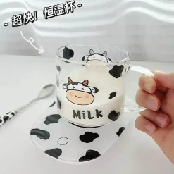 Glasbecher mit Kuhmuster und Löffeldeckel – 135 oz Trinkgeschirr für Schlafsäle