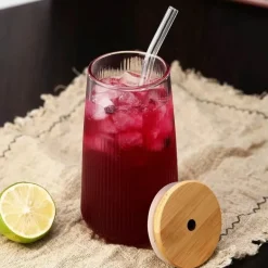 Glasbecher-Set mit Deckel und Strohhalm – vielseitiges Trinkgeschirr für Tee, Kaffee, Saft und Milch