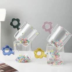 Glitzernde Blumentasse – 250 ml doppelwandiges Glas mit Blumengriff