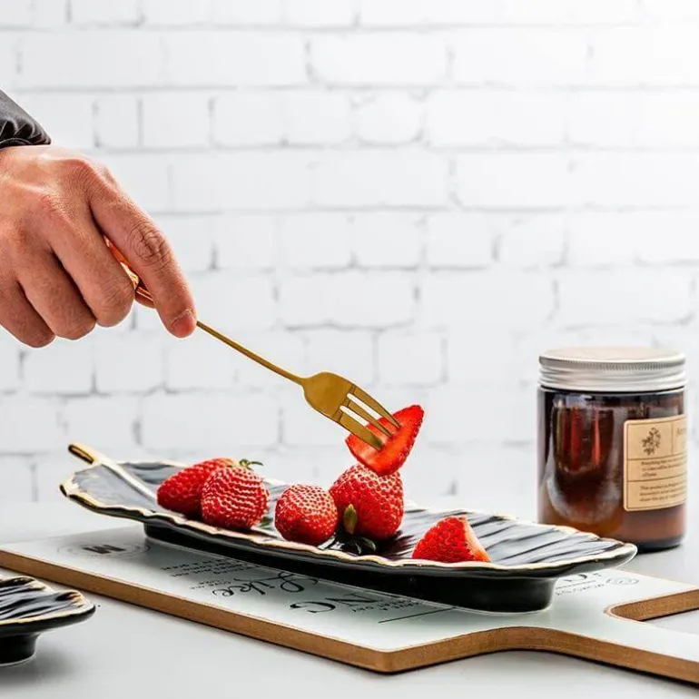 Goldenes Keramikteller-Set – Kreative Geschirrkollektion