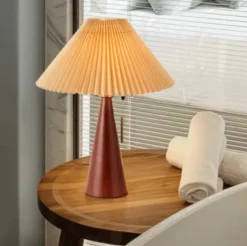 Grace Crane Lamp - Elegant Lighting Fixture