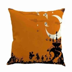 Gruseliges Haus Halloween Kissenbezüge