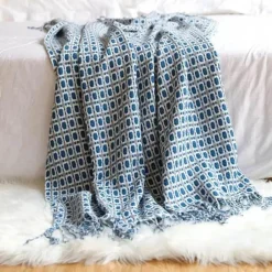 Hahnentritt-Überwurfdecke – Gemütlicher Wohndekor-Akzent