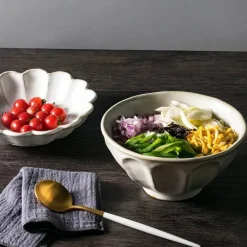 Handgefertigter Retro-Blumen-Keramik-Essteller - Geschirr im Western-Stil