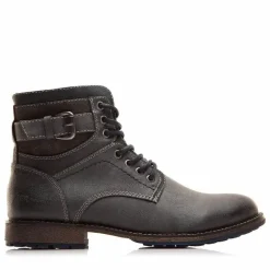 Handgemachte russische Winterstiefel - warmes, flauschiges Schuhwerk