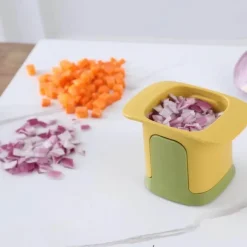 Handgepresstes Gemüseschneider-Werkzeug