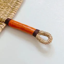 Handgewebte Binsenfächer-Wandkunst – Dekorativer Wohnakzent