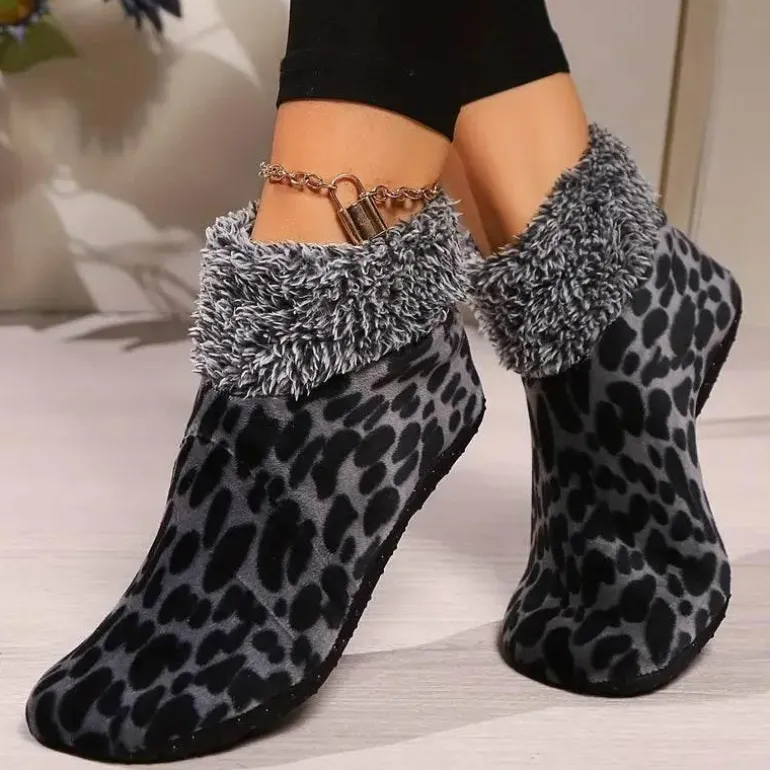 Hausschuhe für Damen mit Leopardenmuster – gemütliche Hausschuhe mit Tiermuster
