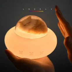 Haustier-Raumschiff-Nachtlicht – Niedliche Silikonlampe für Haustiere