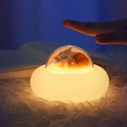 Haustier-Raumschiff-Nachtlicht – Niedliche Silikonlampe für Haustiere