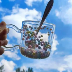 Herzförmiger doppelwandiger Glasbecher – 190 ml, mehrfarbiger Becher