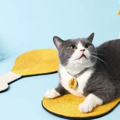 Hühnerkeulen-Kratzbaum – Interaktives Spielzeug für Katzen