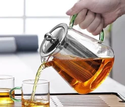Hitzebeständige Teekanne aus Glas – 550 ml mit Sieb für Kaffee und Tee