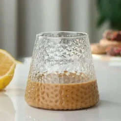 Hitzebeständiger gestreifter Glasbecher – Kreatives transparentes Trinkgeschirr