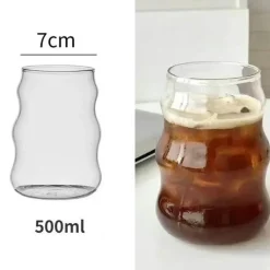 Hitzebeständiger Glasbecher mit Streifenmuster – Stilvolles Trinkgeschirr für Zuhause