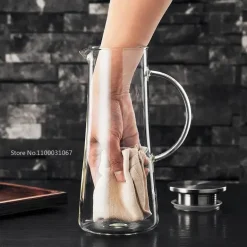 Hitzebeständiger Glaskrug mit Deckel – vielseitige Karaffe für heiße oder kalte Getränke