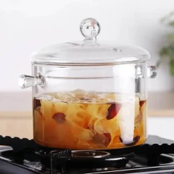 Hitzebeständiger Kochtopf aus Glas – perfekt zum Kochen und Suppenkochen