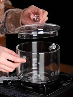Hitzebeständiger Suppentopf aus transparentem Glas