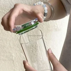 Hitzebeständiger Tulpenglasbecher mit Strohhalm – Klares Trinkgeschirr für Kaffee und Tee