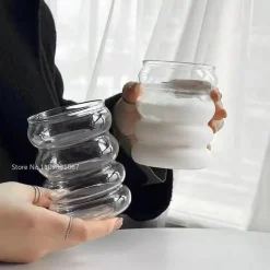 Hitzebeständiges Wellenglas-Tassenset – perfekt für Tee, Kaffee, Saft und Milch