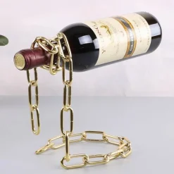 Hängender Weinhalter - Magisches Weinregal aus Metall