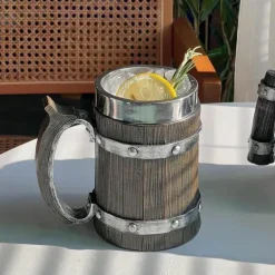 Holzbecher im Wikinger-Stil – Rustikales nordisches 3D-Trinkgeschirr