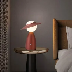 Hut-Tischlampe – Kreative Wohndekorbeleuchtung