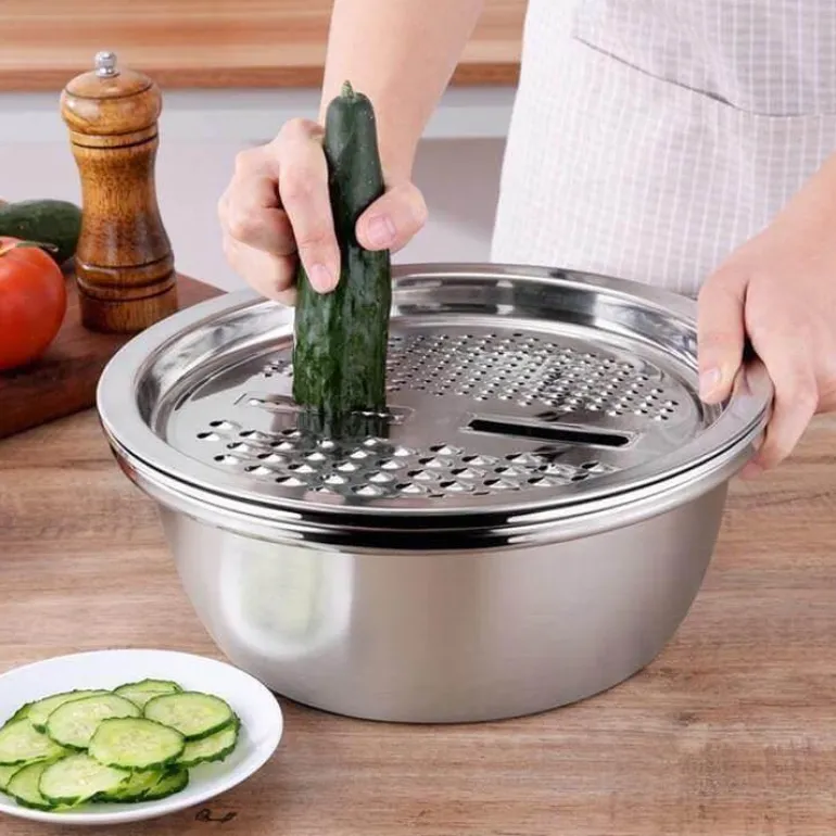3-in-1-Gemüseschneider aus Edelstahl mit Abtropfkorb
