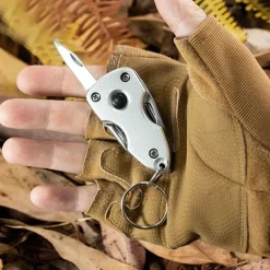 6-in-1-Multitool-Schlüsselanhänger aus Edelstahl – Adventure Essential
