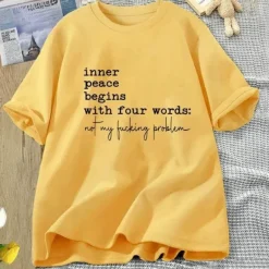 Inner Peace Beings mit vier Wörtern Lustiges T-Shirt