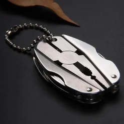 6-in-1-Schlüsselanhänger-Werkzeugset – Faltbares Reise- und Camping-Essential