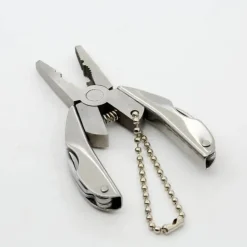 6-in-1-Schlüsselanhänger-Werkzeugset – Faltbares Reise- und Camping-Essential