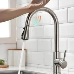 Intelligenter Küchenwasserhahn – Unterstützender Wasserhahn mit Touch-Steuerung