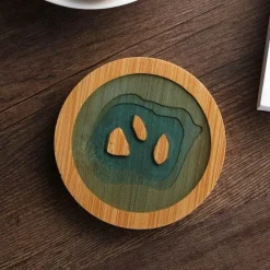 Isolierte Bambus-Untersetzer – Untersetzer mit Wasserkunst-Design