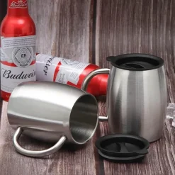 Isolierter Reisebecher aus Edelstahl – 420 ml Becher mit Deckel für das Homeoffice