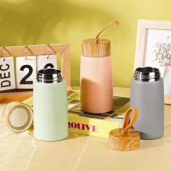 Isolierter Reisebecher aus Edelstahl – Hält Getränke heiß oder kalt