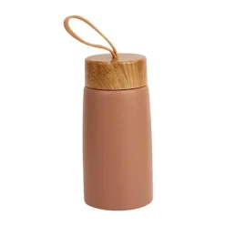 Isolierter Reisebecher aus Edelstahl – Hält Getränke heiß oder kalt