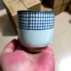 Japanische Kaffeetasse aus Porzellan – elegante Teetasse aus Keramik