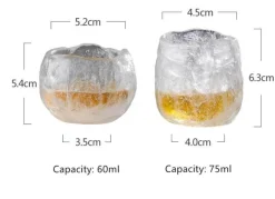 Japanische Teetasse aus Keramik – handgefertigtes Trinkgeschirr mit Eisglasur